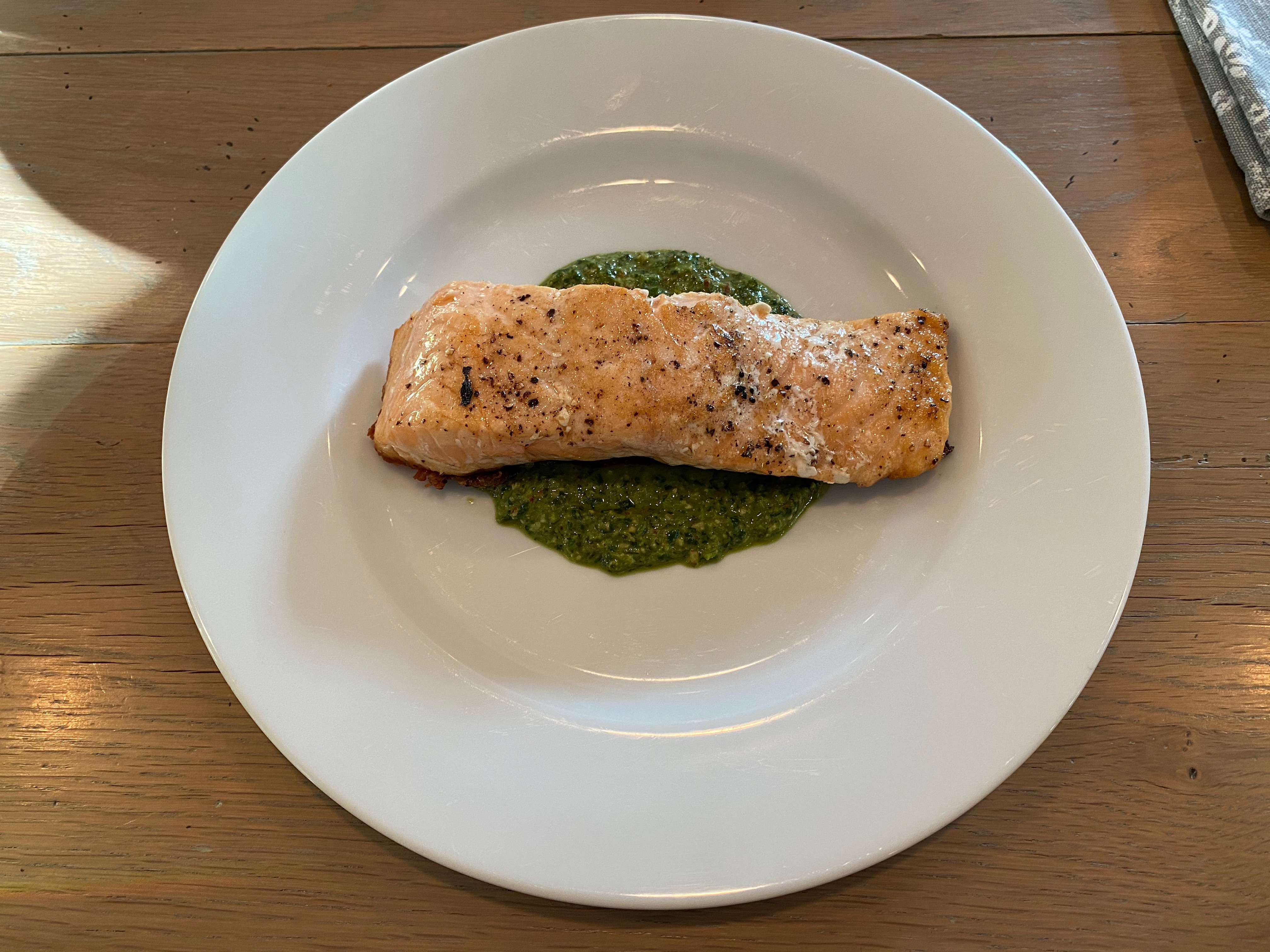 Grilled Salmon with Cilantro Pesto